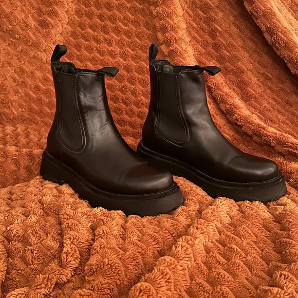 Legend Platform Boots - Thursday Boot Company Size 8.5 - Picture 3 of 10